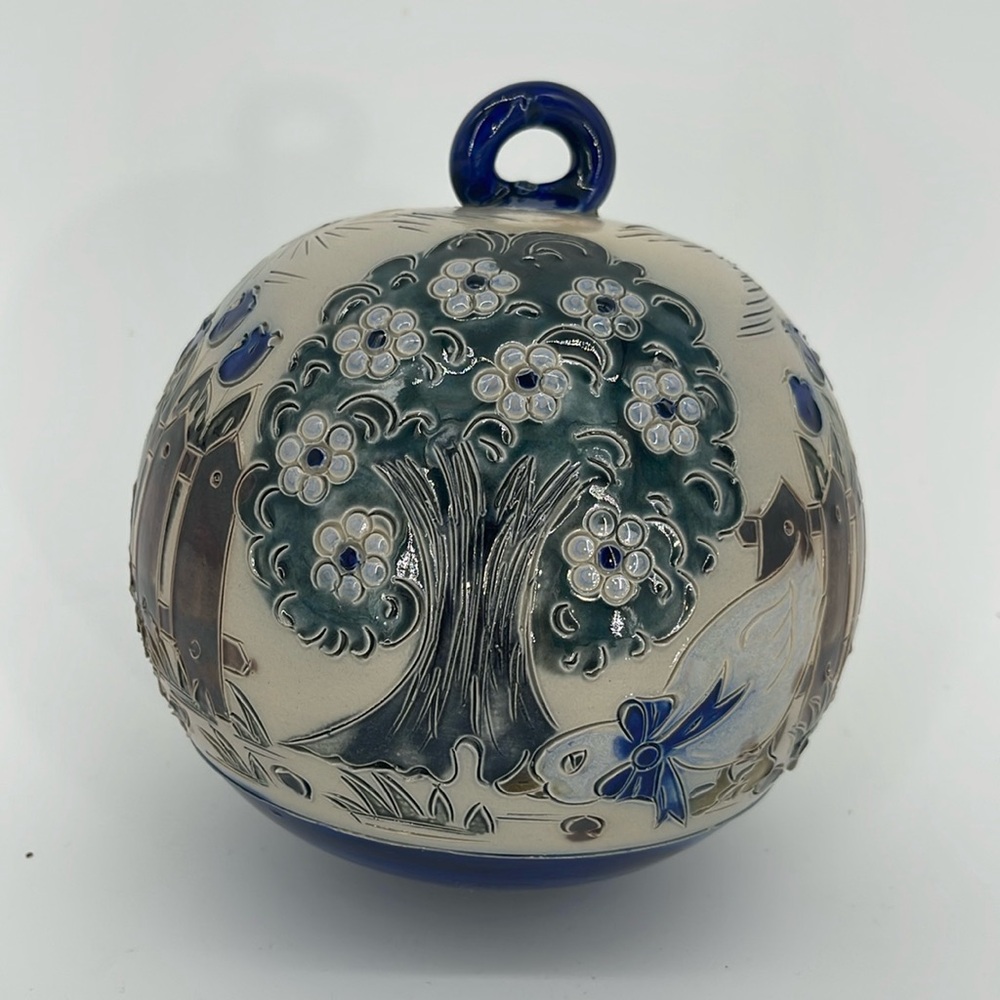 Handcrafted Decorative Ceramic Geese Scene Large Ornament/Decoration